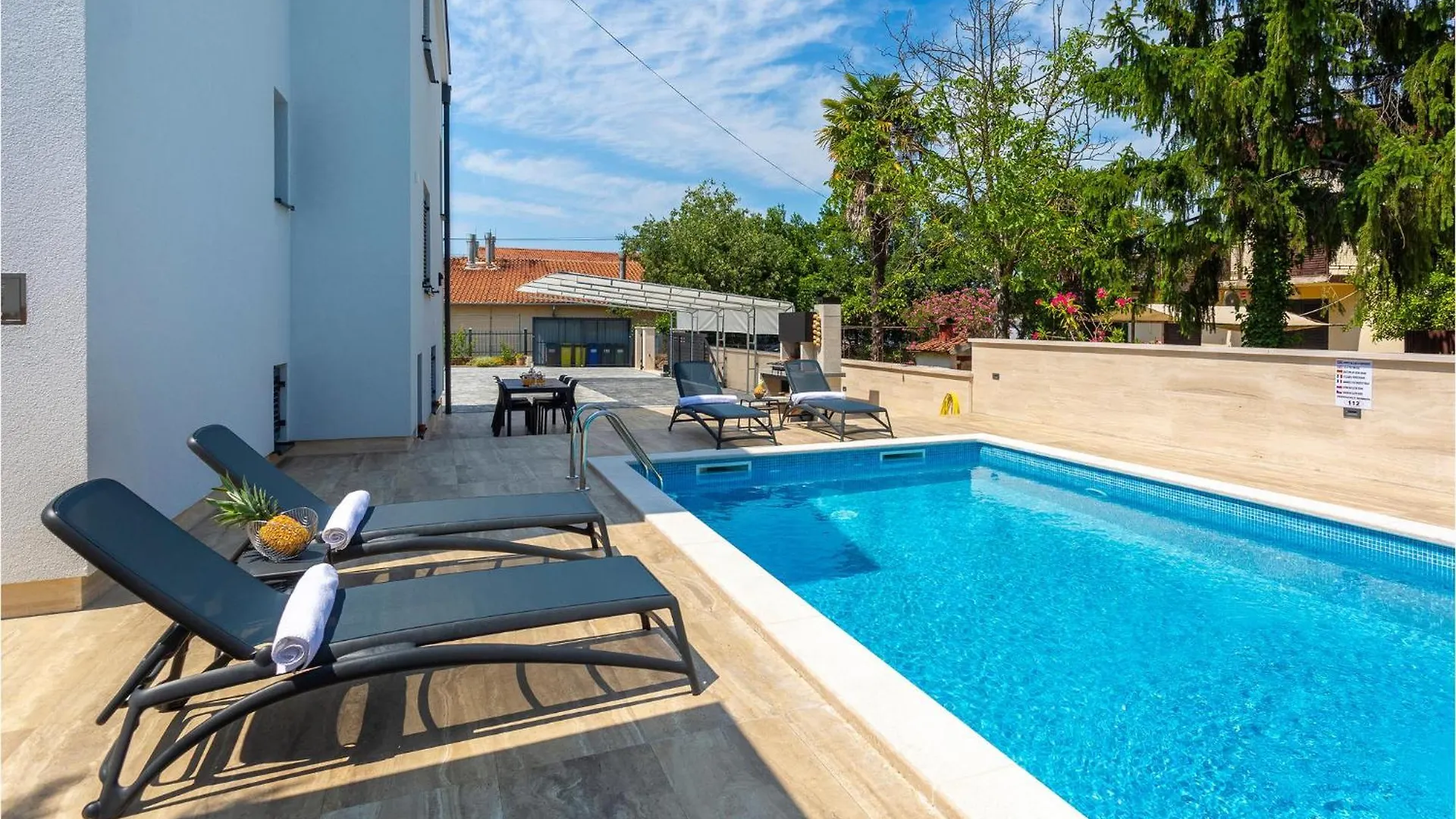 Nice Apartment In Malinska With Wifi
